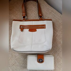 Coach Set Purse And Wallet